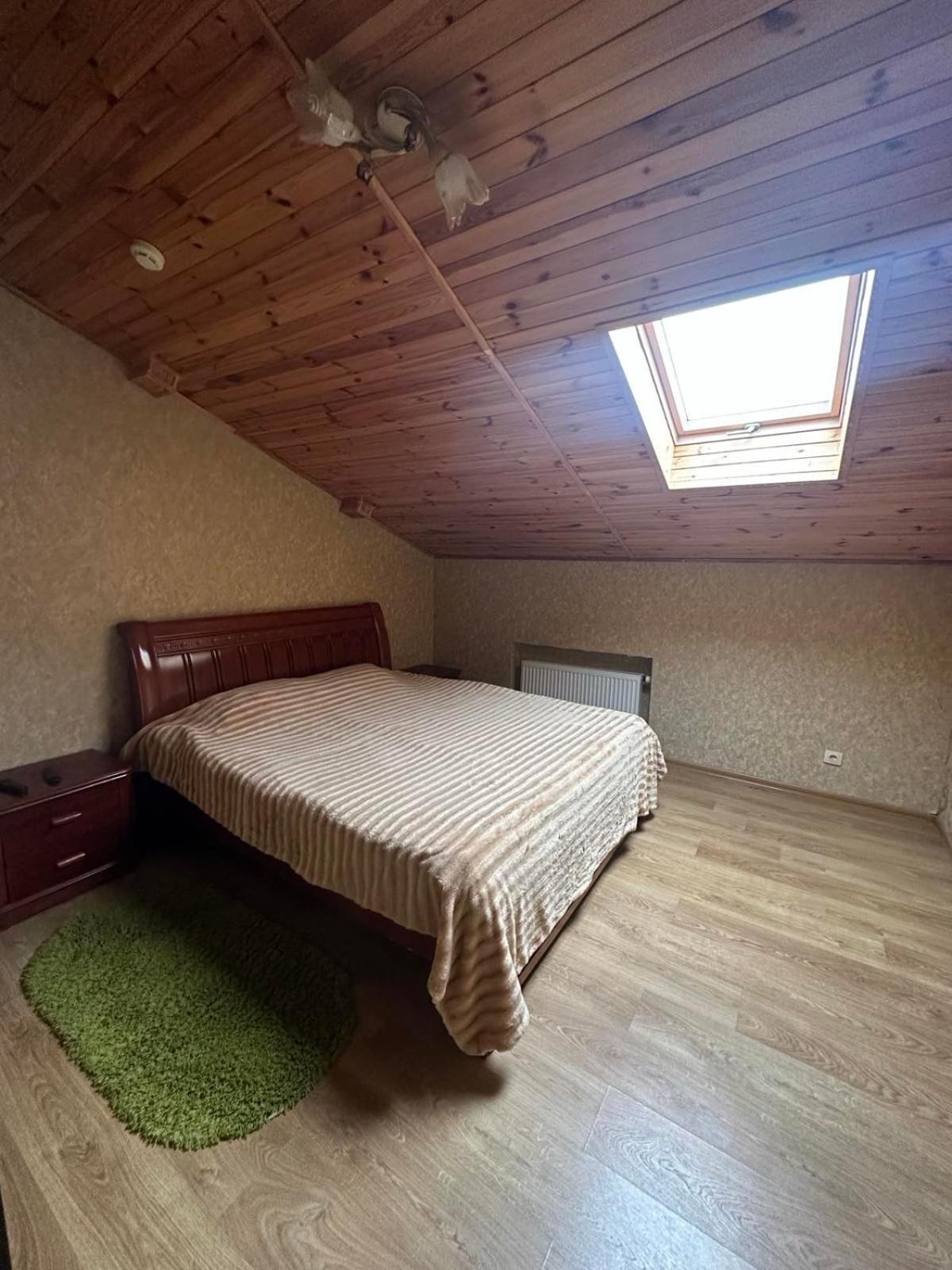Готель-Ресторан Chalet ビーラ・ツェールクヴァ エクステリア 写真
