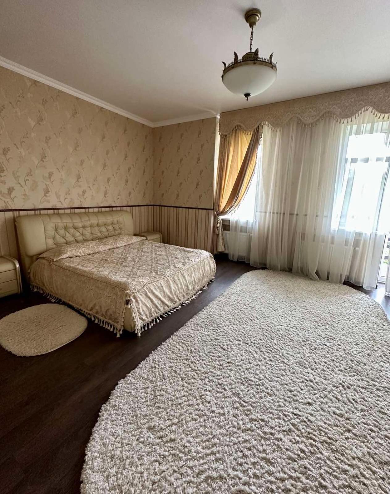 Готель-Ресторан Chalet ビーラ・ツェールクヴァ エクステリア 写真